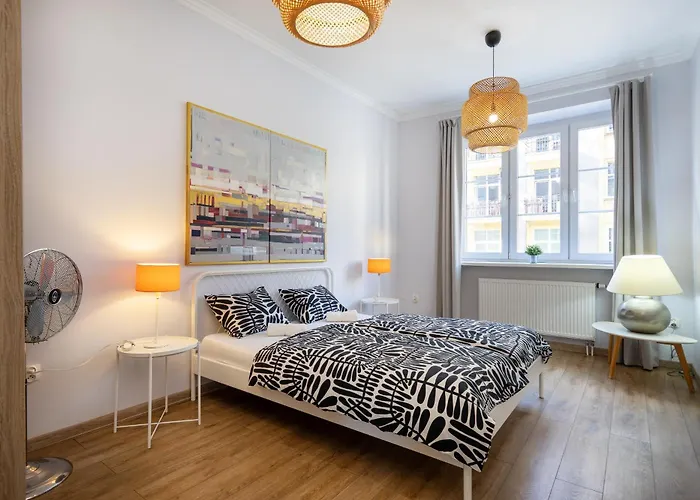 شقة 35 Centrum - Apartament Mieszkanie Dla 4 Os غدينيا